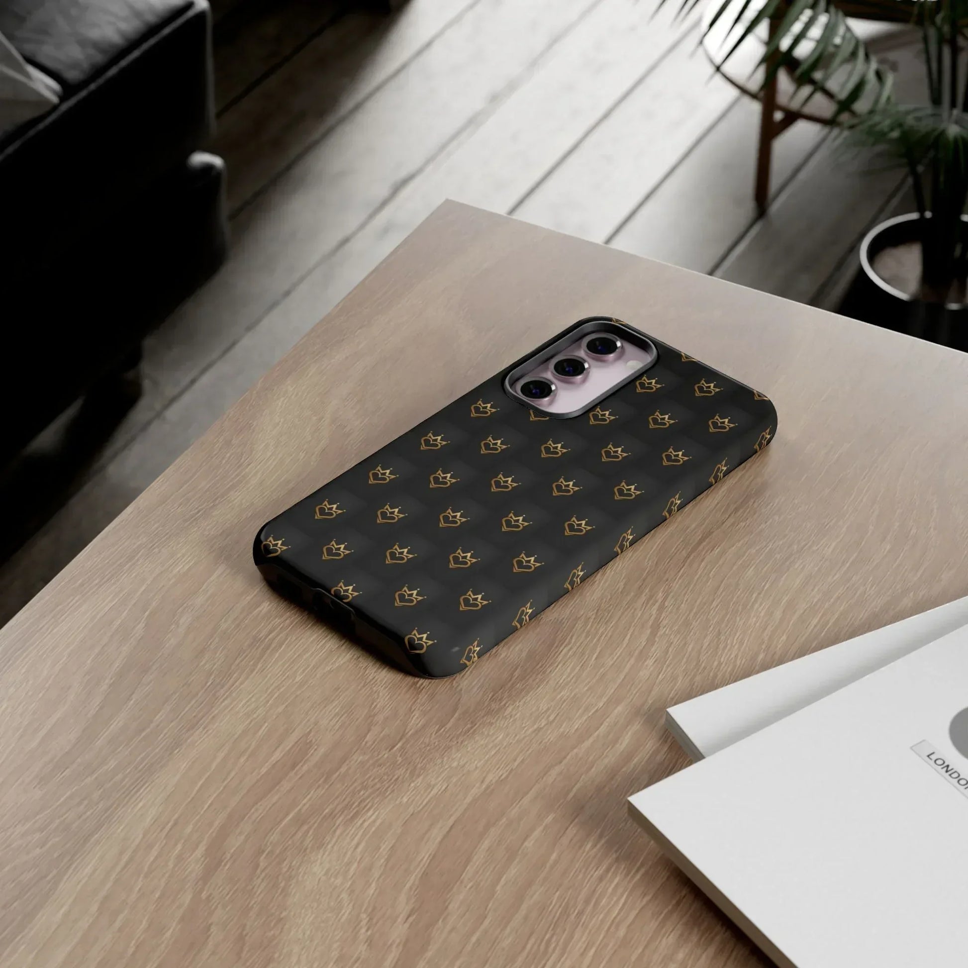 Crowned Heart Doodle Phone Case for iPhone 11-17 & Galaxy S10-S25 - KARARMDESIGN