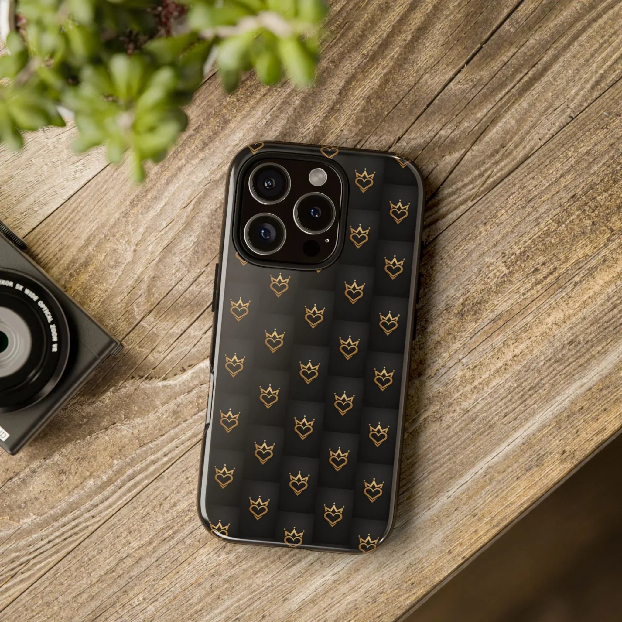 Crowned Heart Doodle Phone Case for iPhone 11-17 & Galaxy S10-S25 - KARARMDESIGN