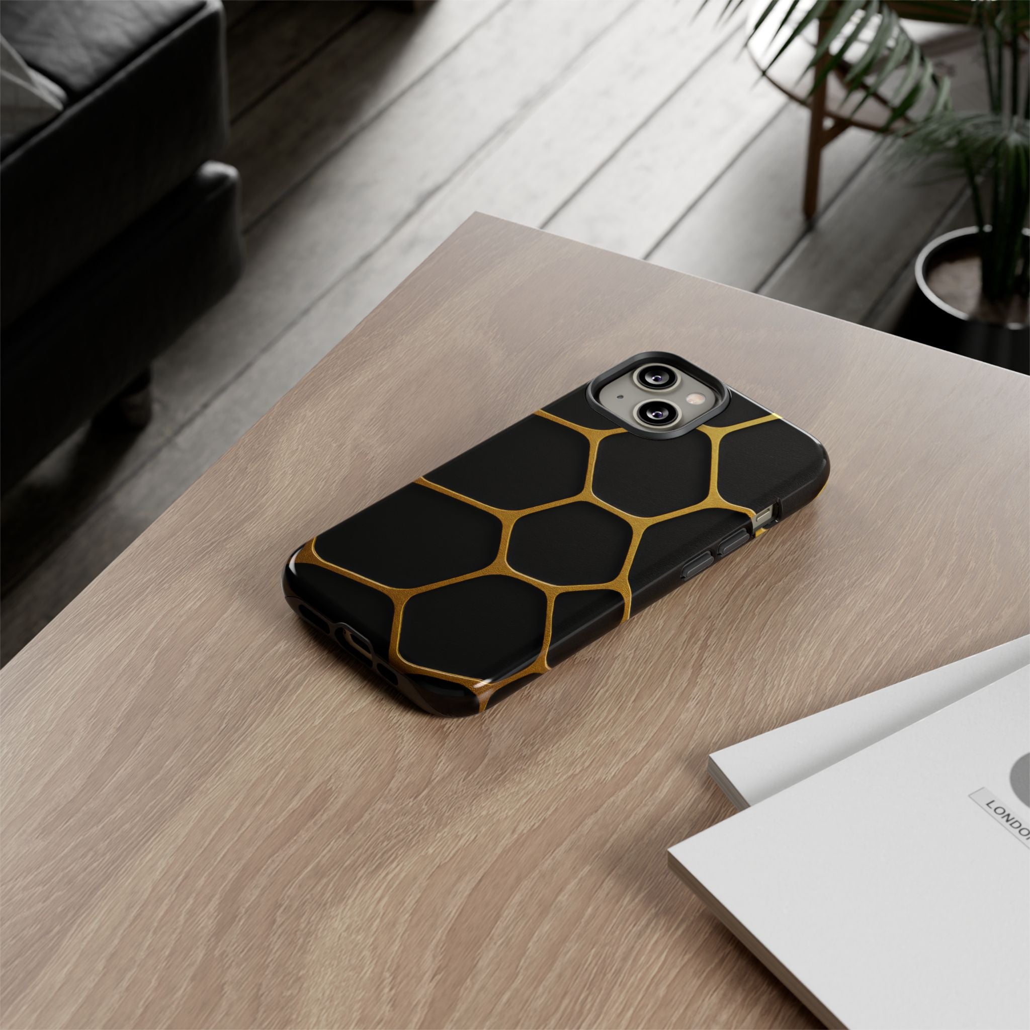 Golden Cellscape Tough Phone Case – Black & Gold