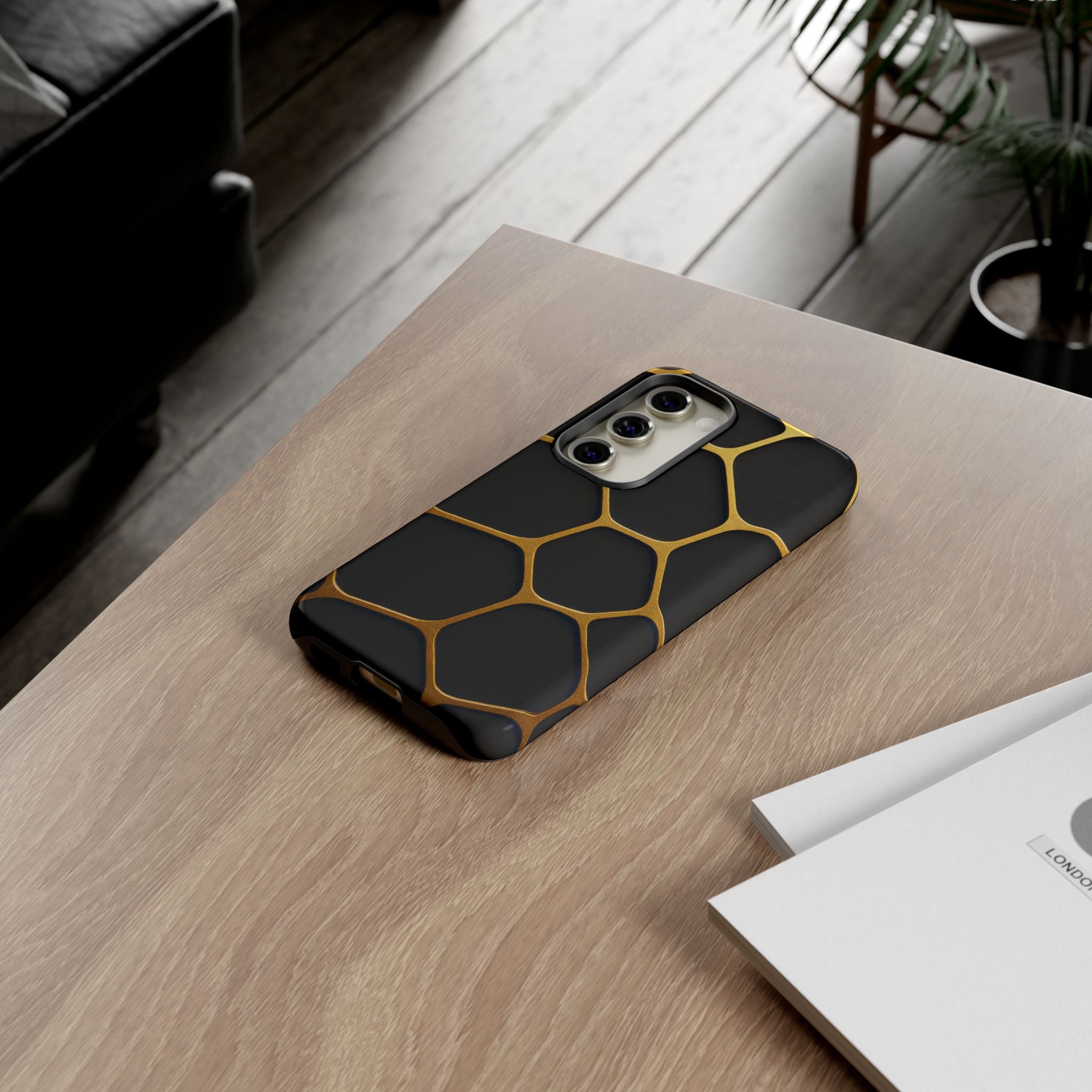 Golden Cellscape Tough Phone Case – Black & Gold